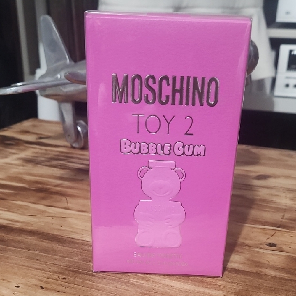 Moschino Pink Bear Bubble Gum - Picture 1 of 2